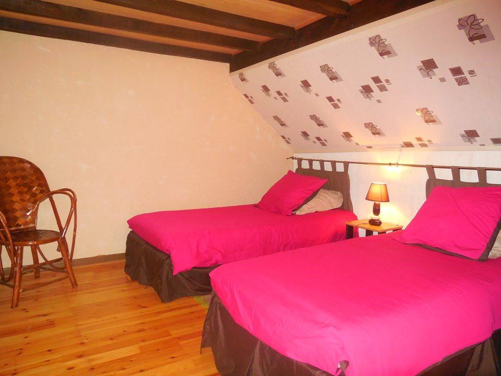 2ème chambre comprenant 2 lits de 90