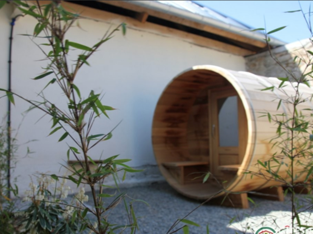 Domaine de Kerantroad- sauna tonneau-redi
