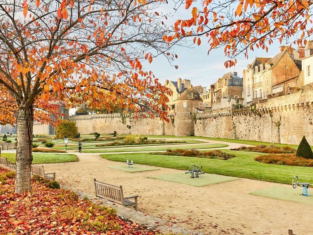 vANNES LES REMPARTS
