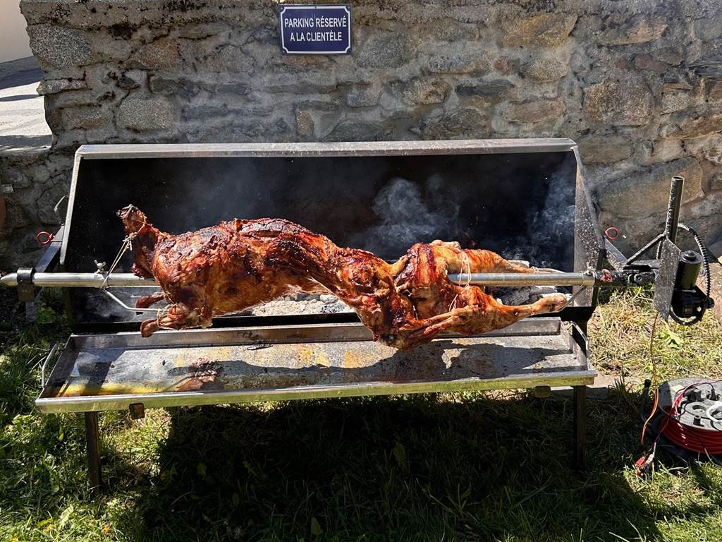 mechoui repas de groupe formigueres