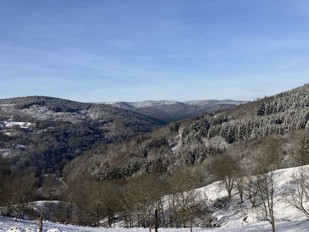Gite-de-groupe-alsace-vosges-vue-vallee-de-la-bruche-natzwiller-neige