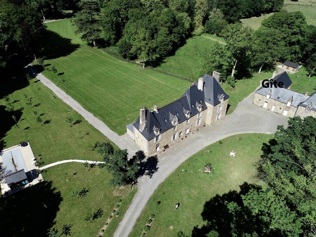 Gîte n°35G12058 "Le gîte du Château de la Croix Chemin" – SAINT-LEGER-DES-PRES