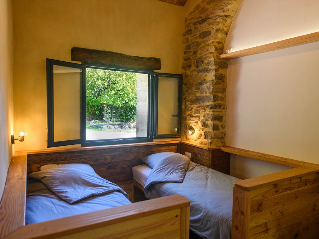 Structure bois des deux lits 1 places