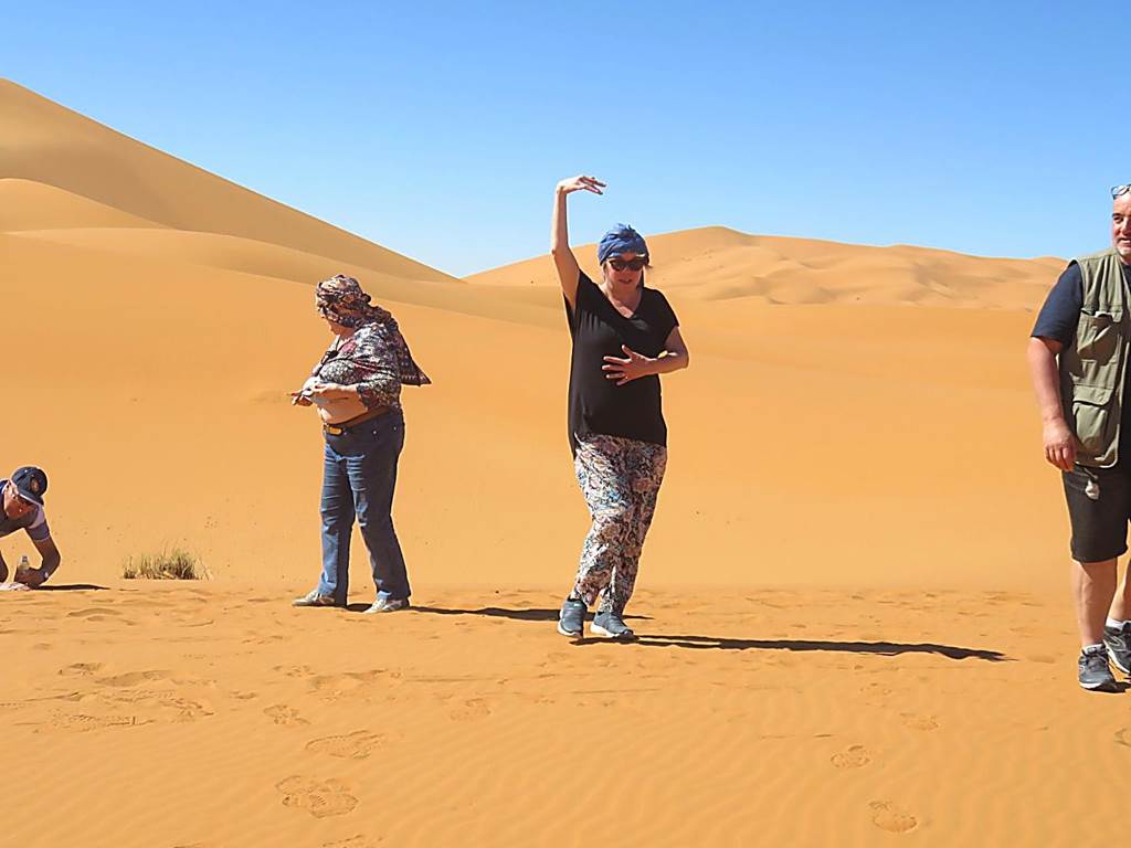 Danse dans les dunes