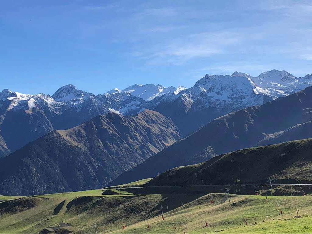 8719D686-5668-46AB-ADF6-9A9377F5FDB2