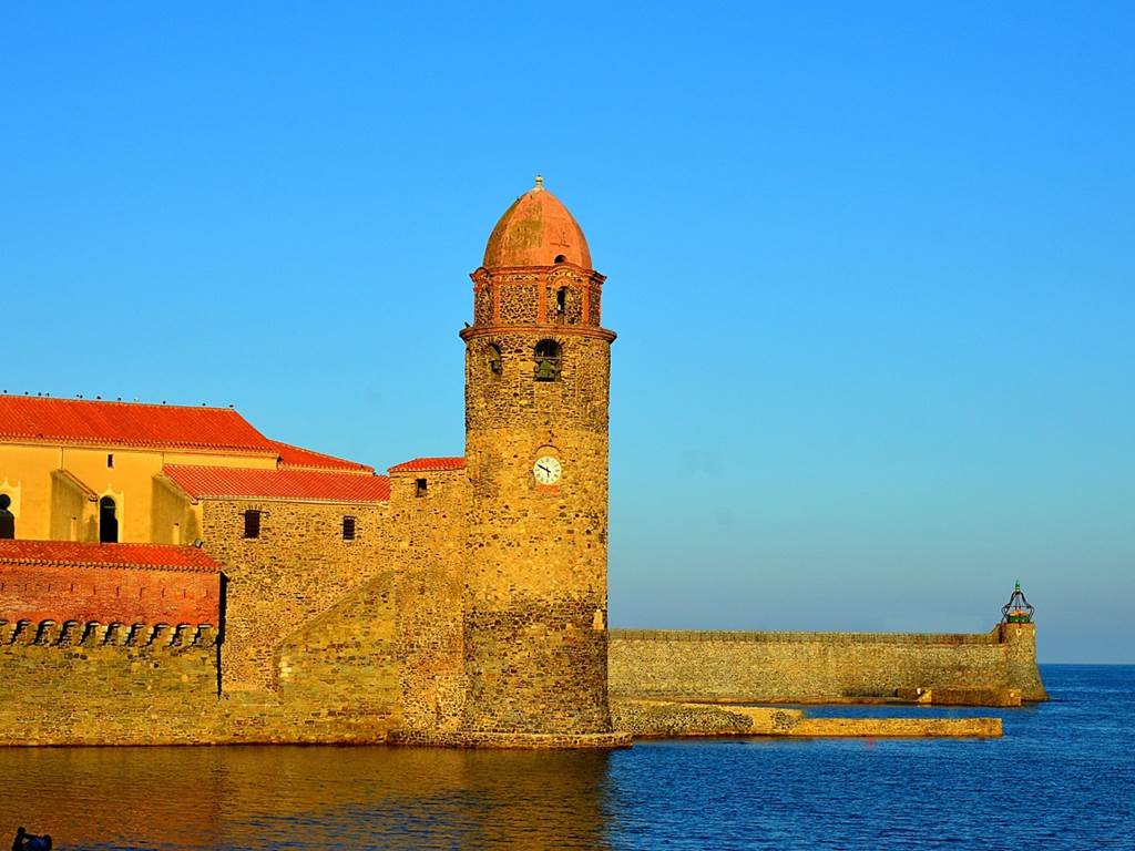 collioure-2907425_1280