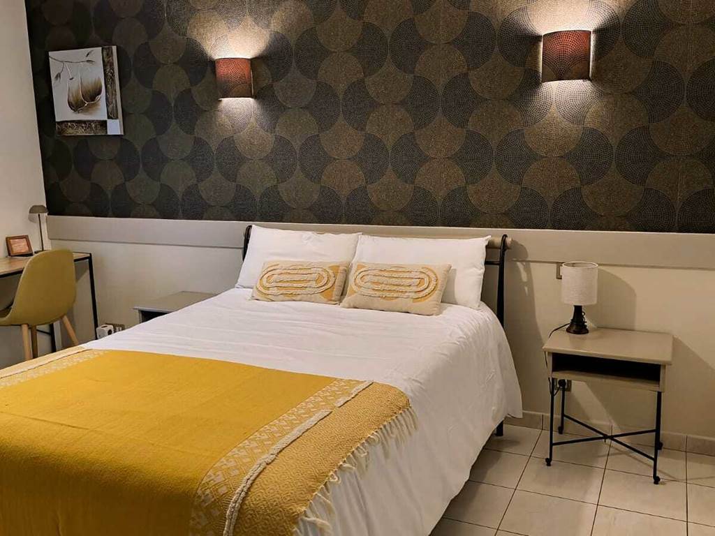 vacances-famille-chambre-hotes-avec-piscine.jpg