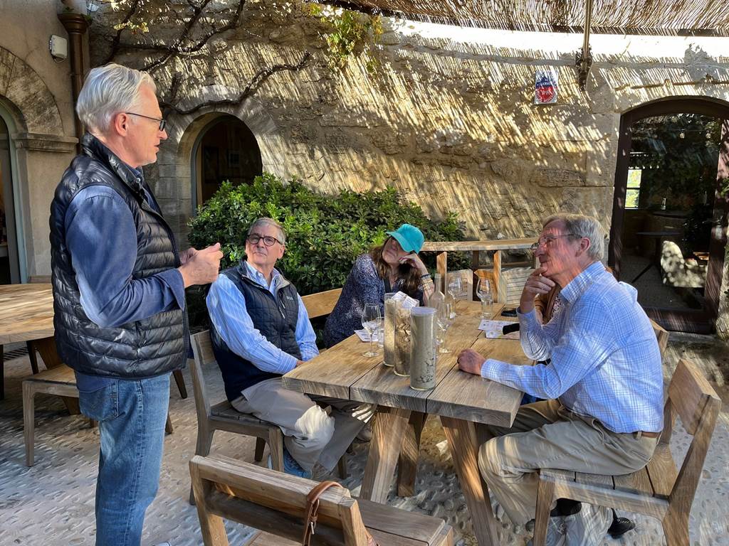 Le Terroir, le sol, le climat, le travail du vigneron....