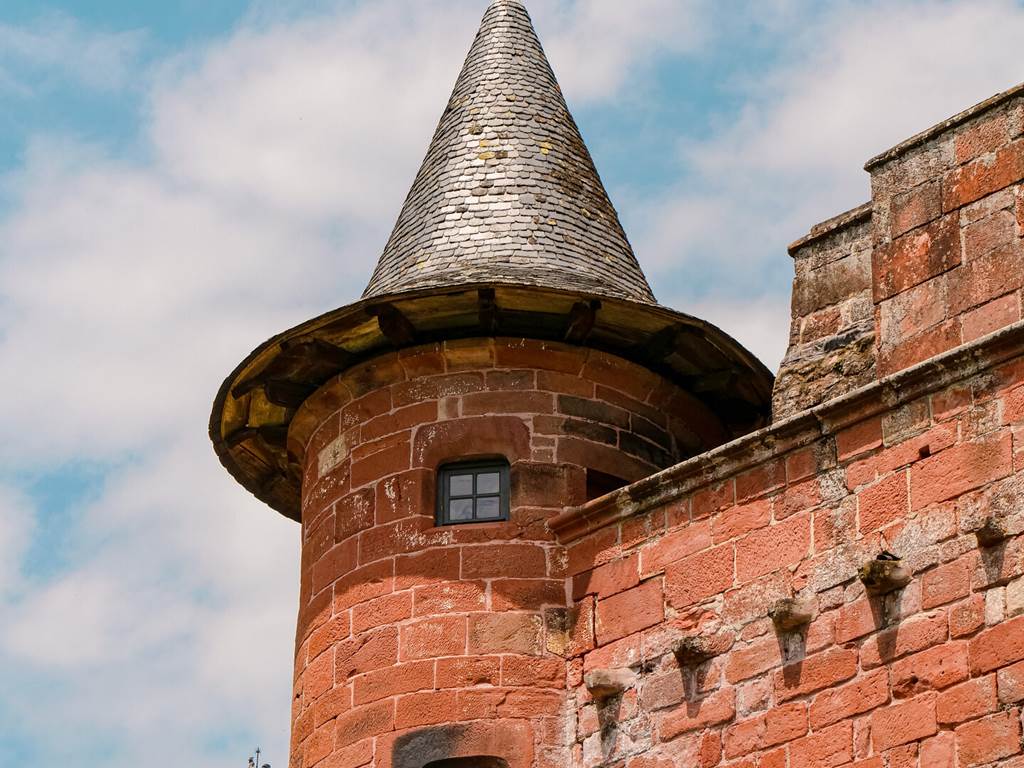 Tour-Chateau-Vassinhac-Collonges-Manon-Sourzac.jpg.jpg-1920px