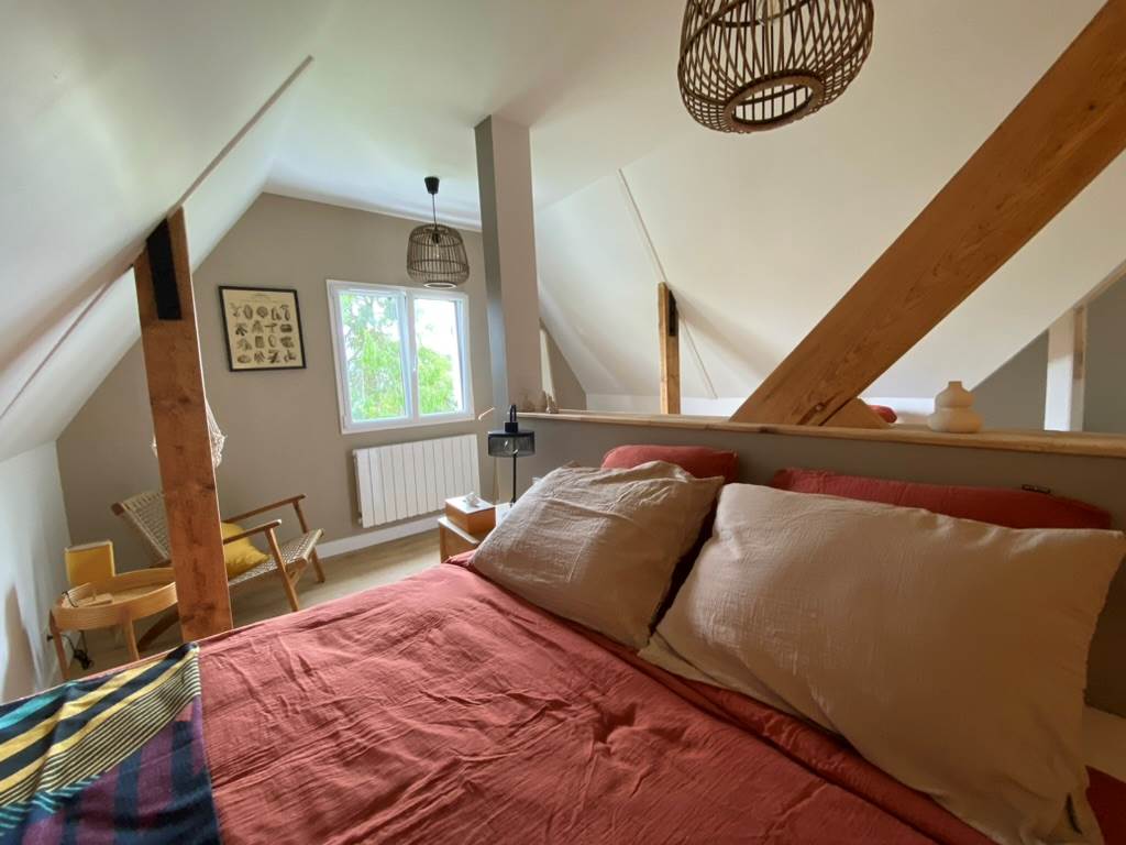 896D63A1-38B2-4013-B8DE-58868A921A8E_1_105_c