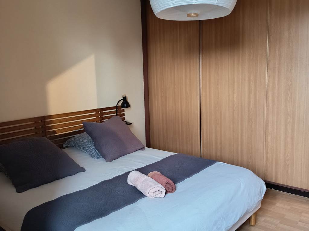 Chambre cofortable lit 160 x 200 - Chambre N°3