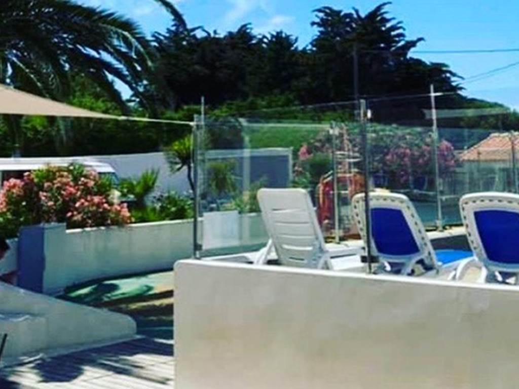 piscine aire de jeu 2