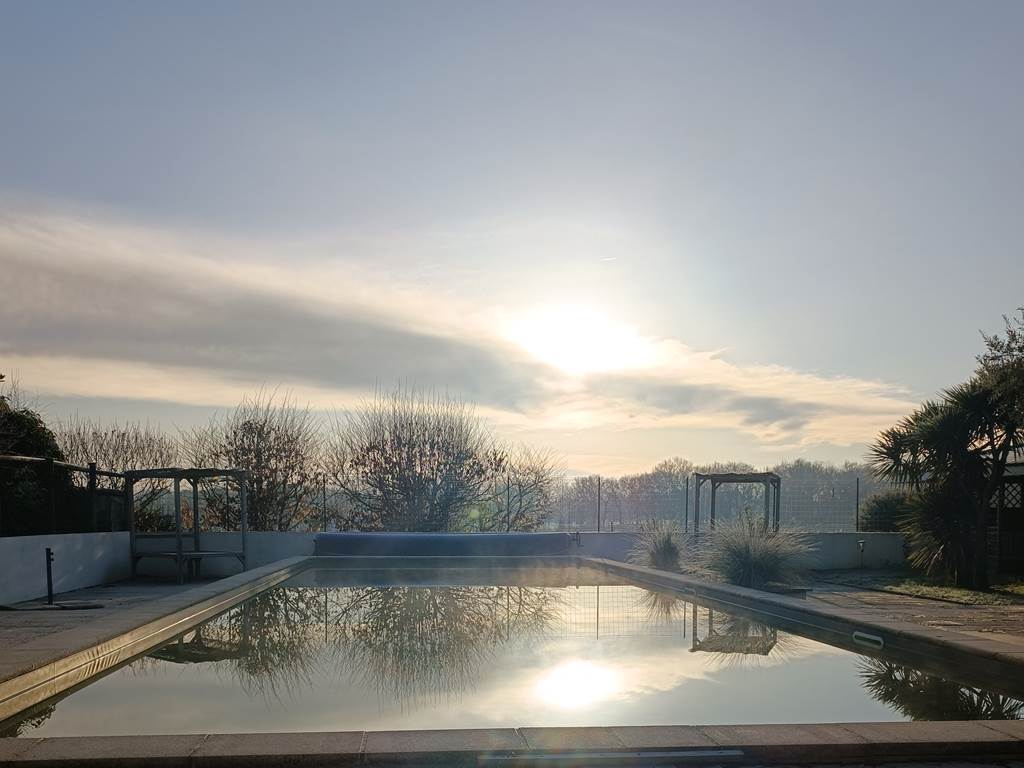 Gîtes, chambre d'hôtes et table d'hôtes gastronomique à Casteljaloux Lot et Garonne, piscine, jacuzzi et spa