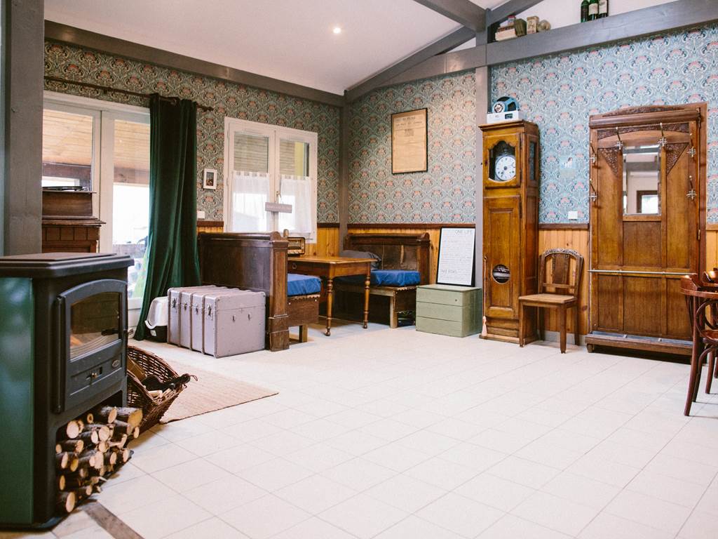 Un grand salon et un style unique