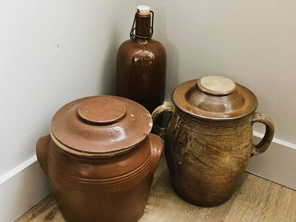 Gîte n°19G3131 "La Maroussie" – SALON LA TOUR