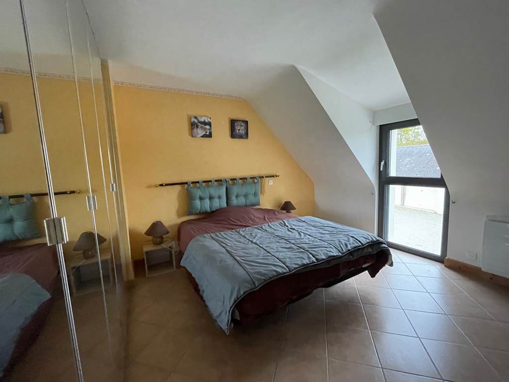 Chambre spacieuse grand lit 160