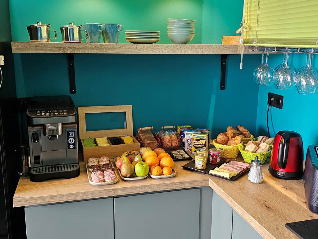 Le petit-déjeuner Abaca Colors Biarritz Bayonne Ondres Capbreton