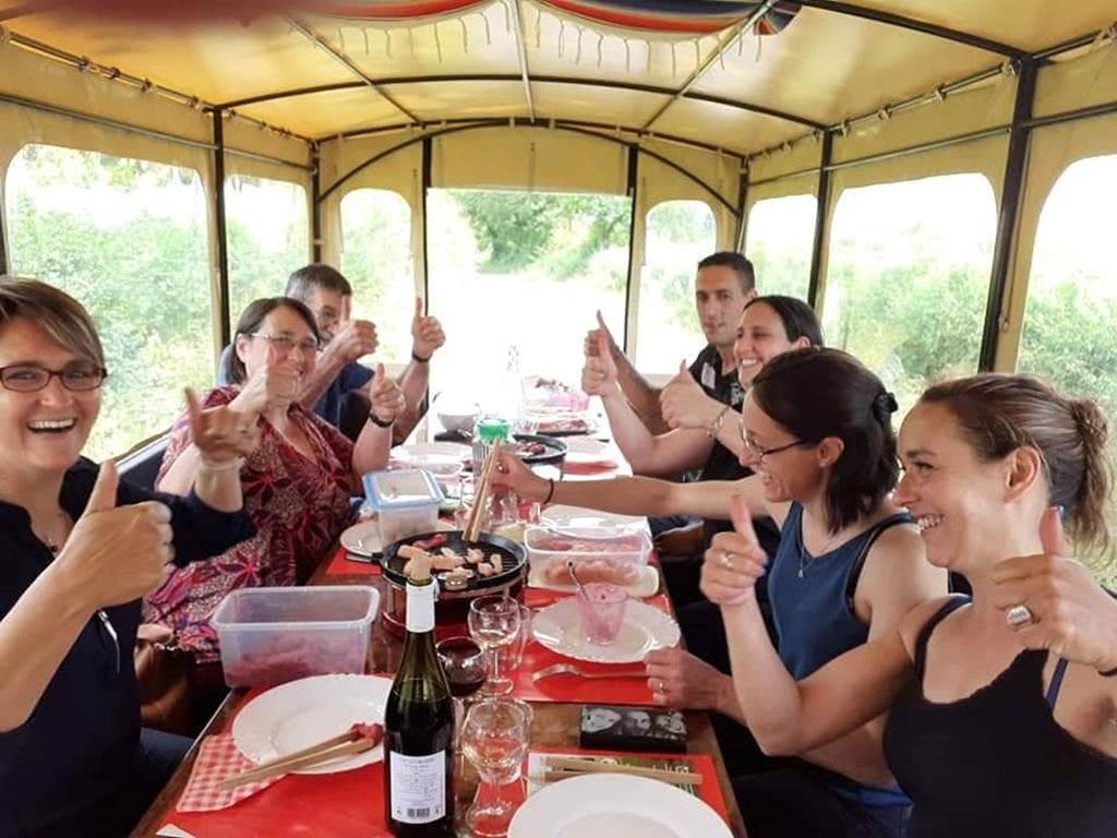 Clos-de-l-isop_restaurant_roulotte_insolite_chevaux_haute-vienne_haut_limousin_famille