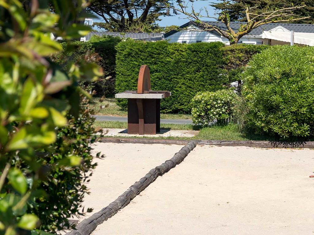 Pétanque et barbecue collectif
