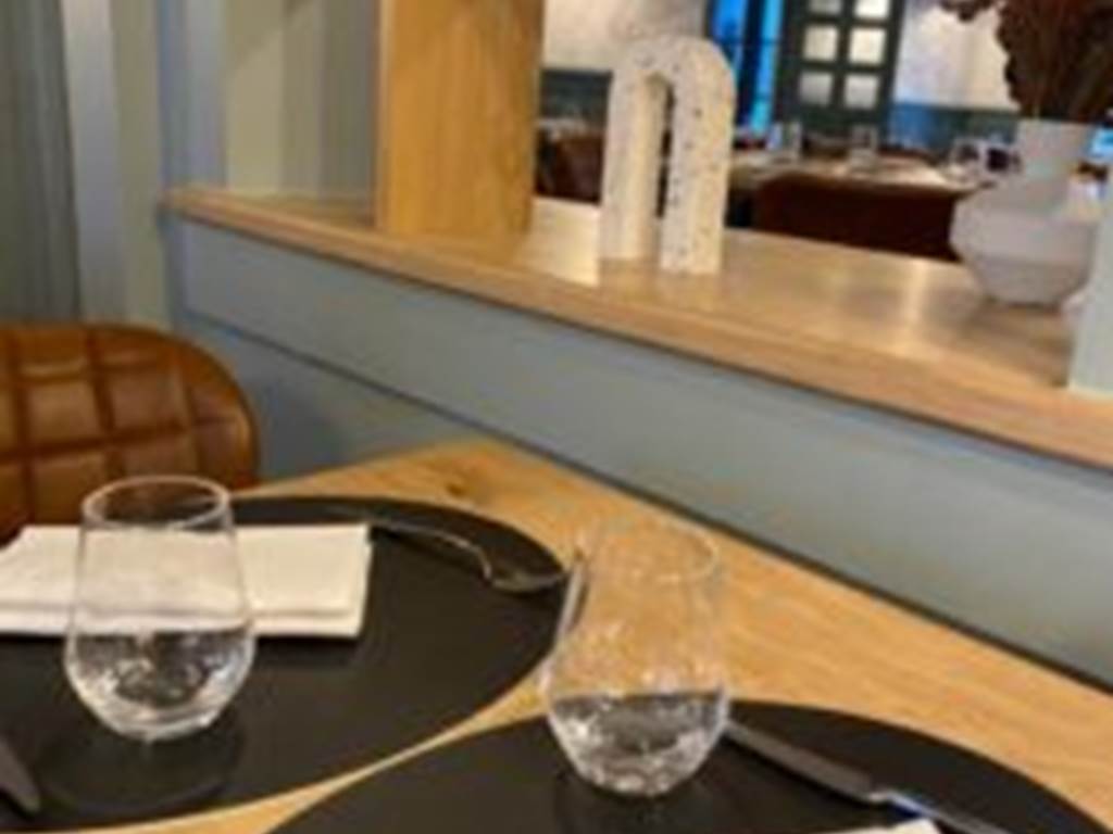 hotel-restaurant-le-central-boussac-creuse-limousin-10-225x300