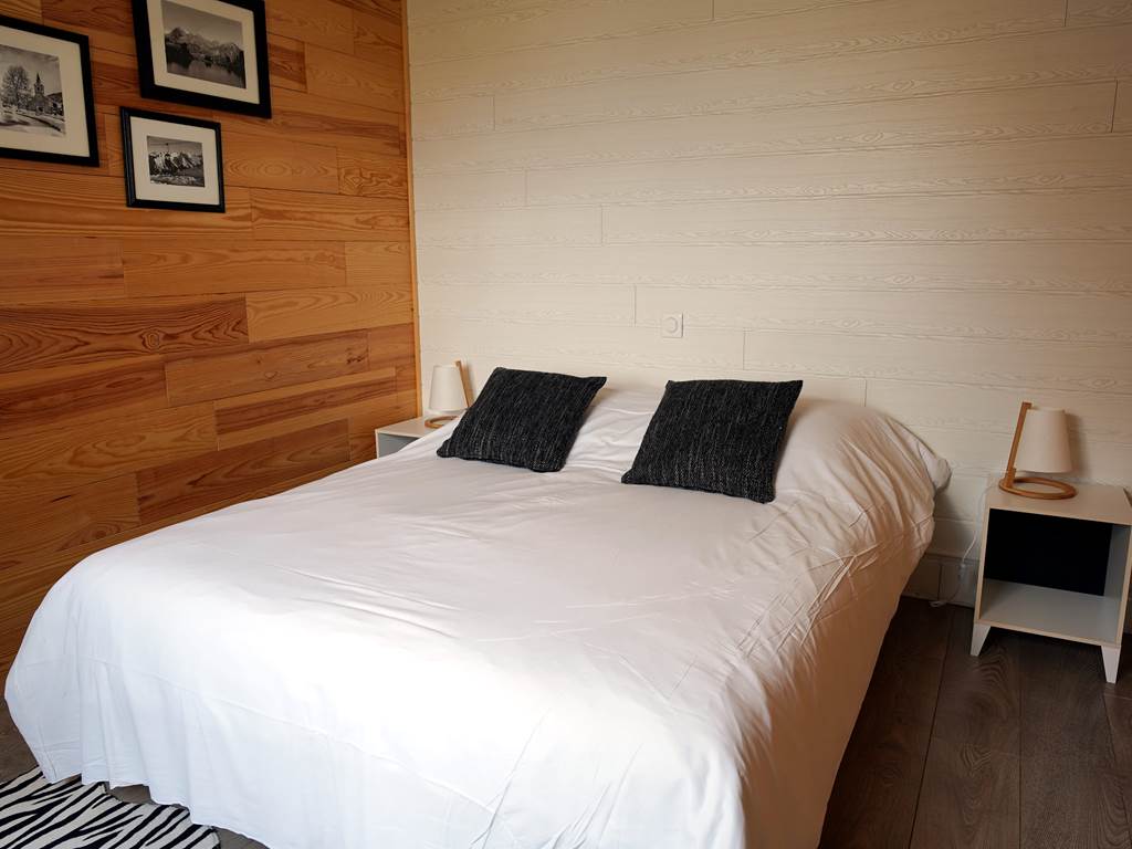 Chambre Col Du Portet Hôtel La Sapinière pied des Pistes Saint Lary Soulan