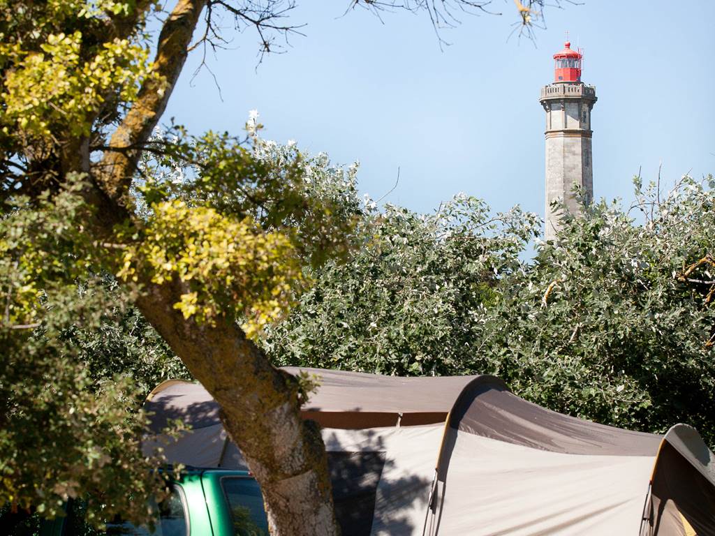 emplacement tente camping les baleines