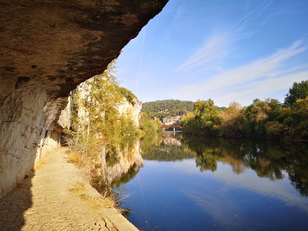 Randonnée Chemin de halage- Bouziès.15 minutes du gîte