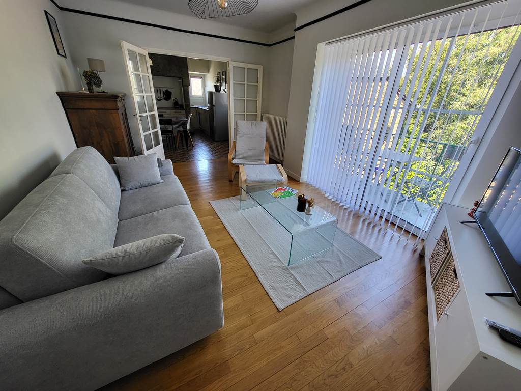 Salon maison en pierres