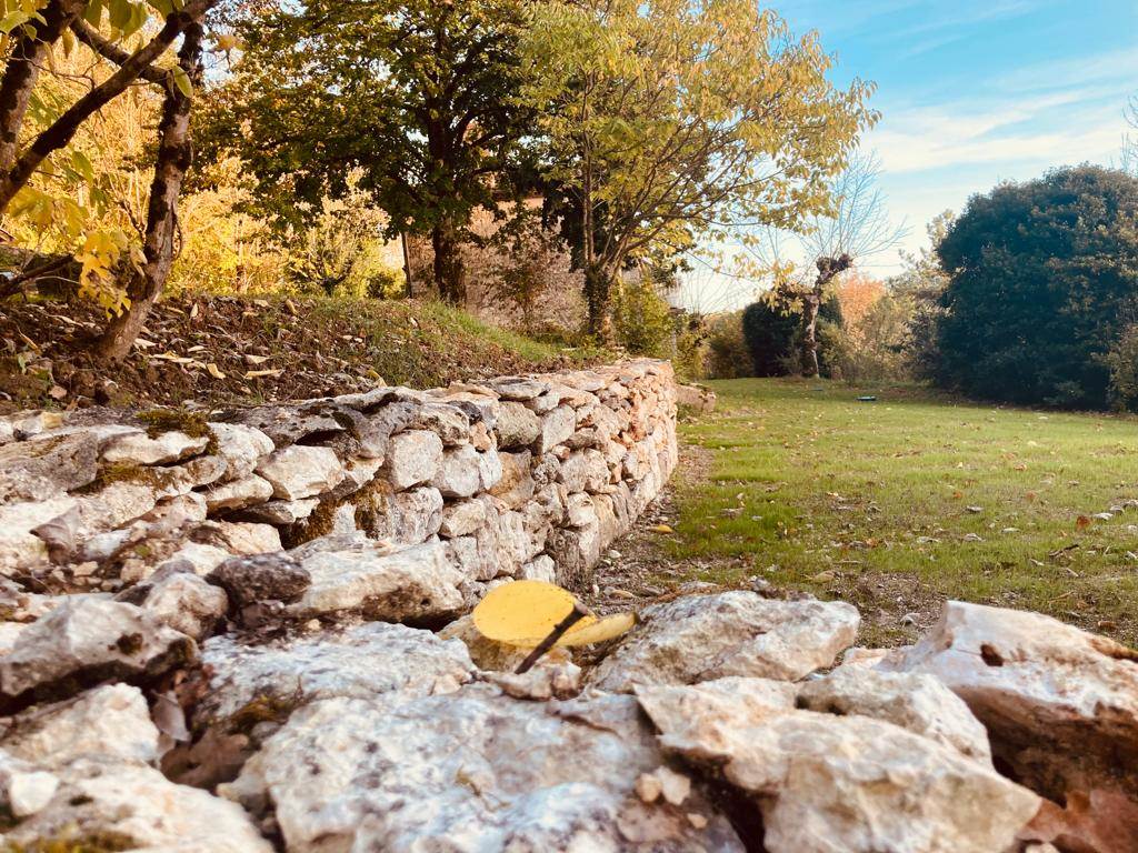 Le Domaine Sainte Raffine, le jardin en automne