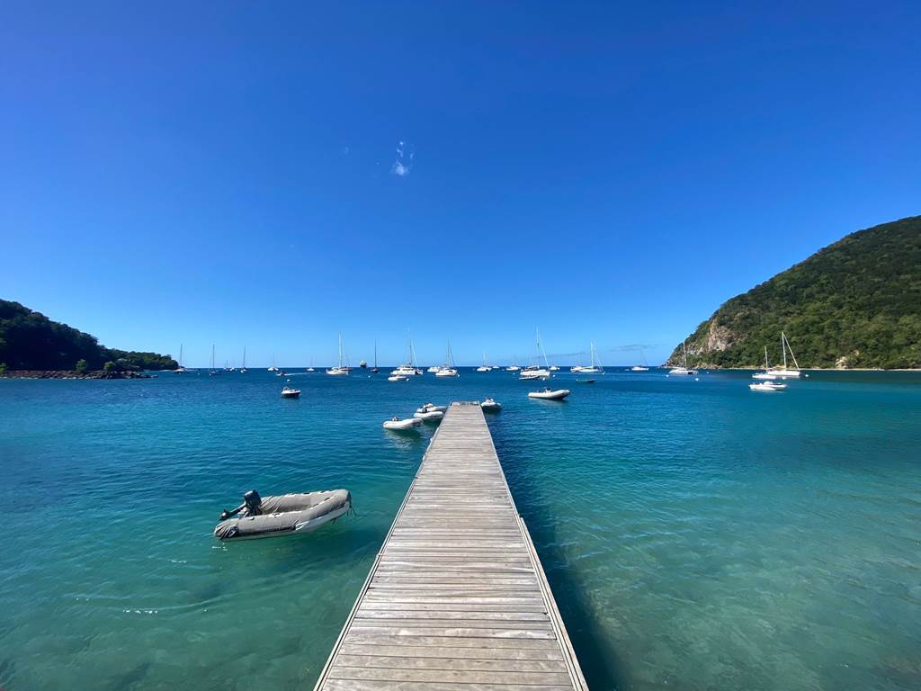 Ponton du port de Deshaies