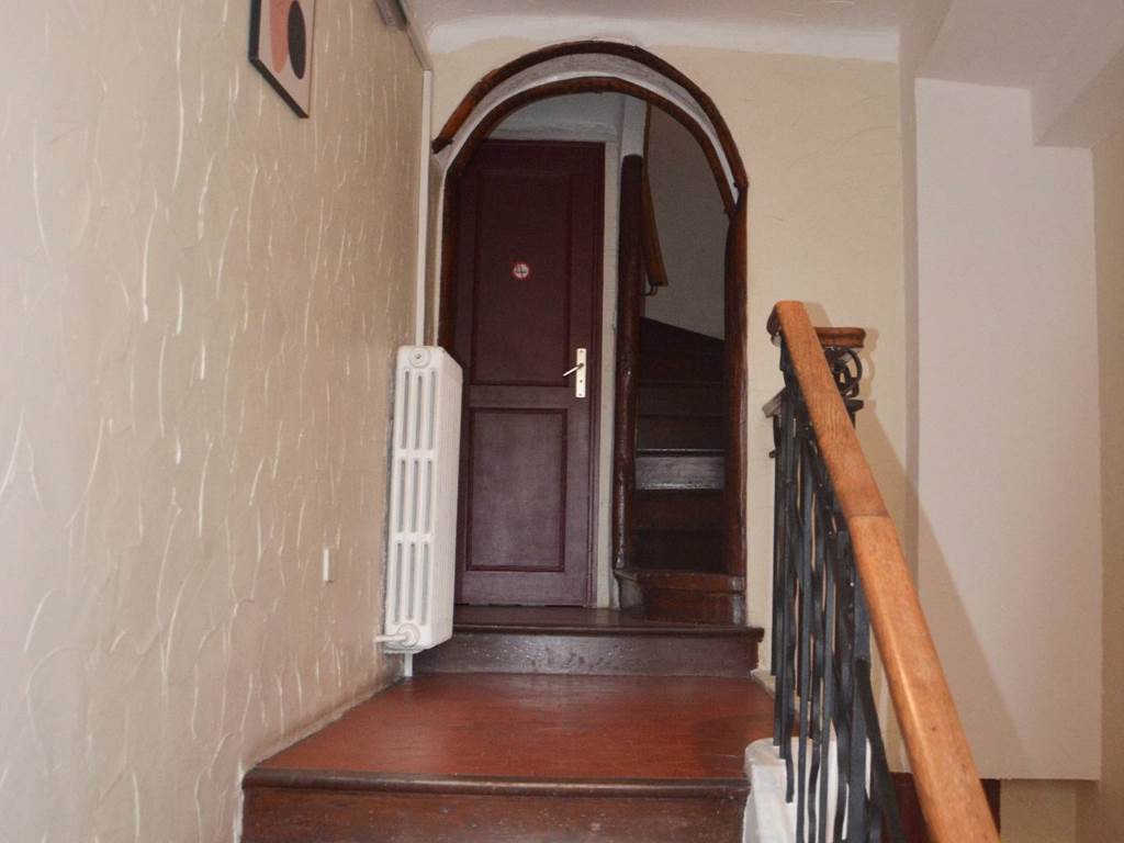 escalier_bois_compresse
