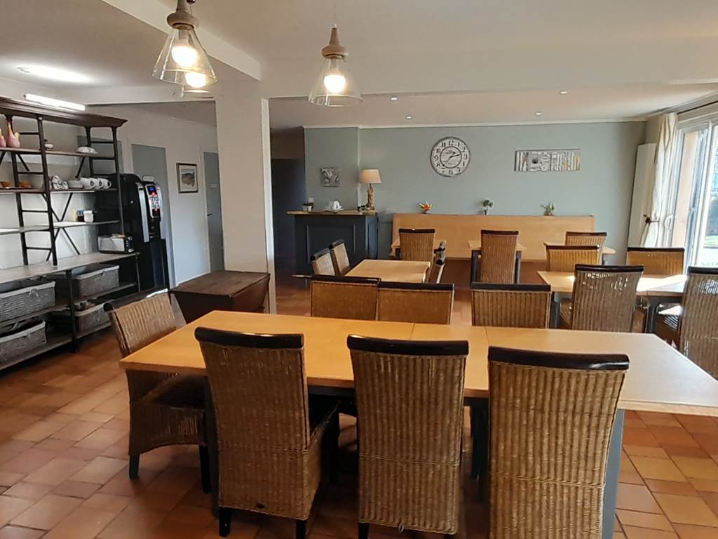 Salle petit déjeuner