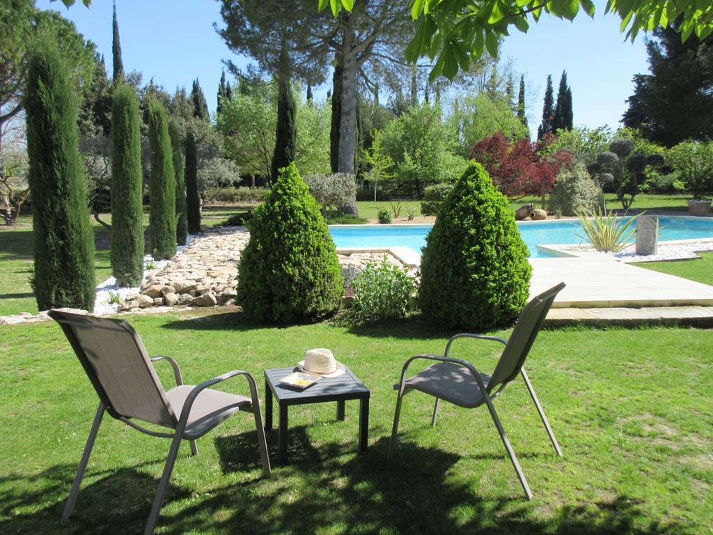 le-clos-des-cypres-alpilles-avignon-chambre-dhotes-bed-and-breakfast-chambres-dhotes