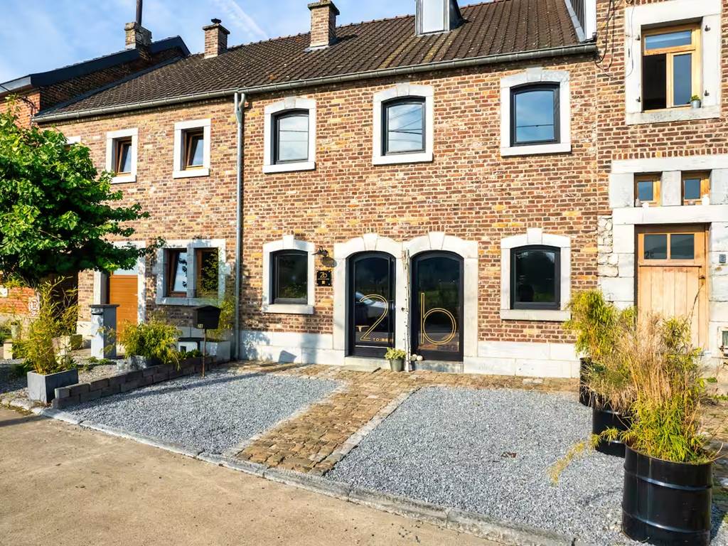 9a876454-87c1-4601-b4a8-dbf1204483da