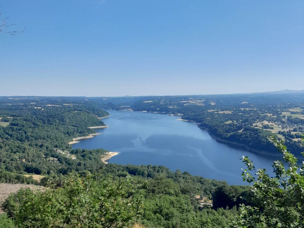 La retenue de Bort les Orgues