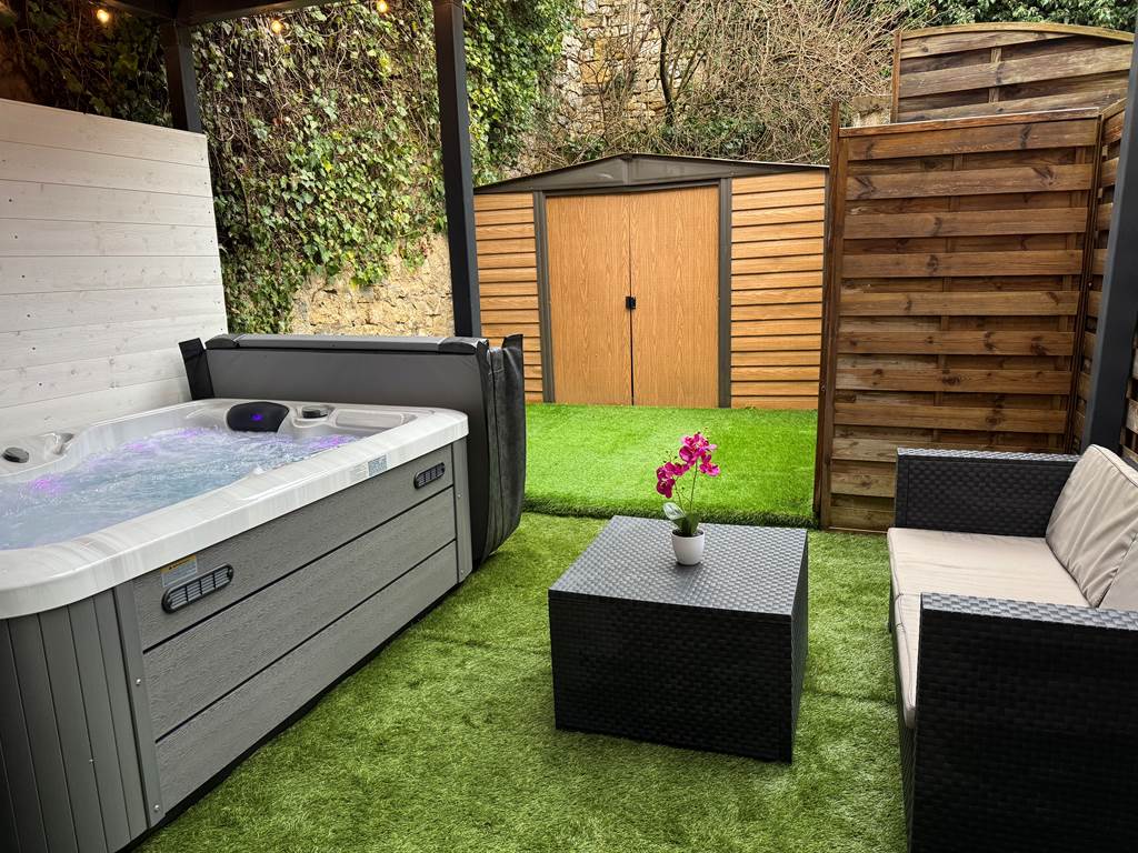 Terrasse privative et jacuzzi