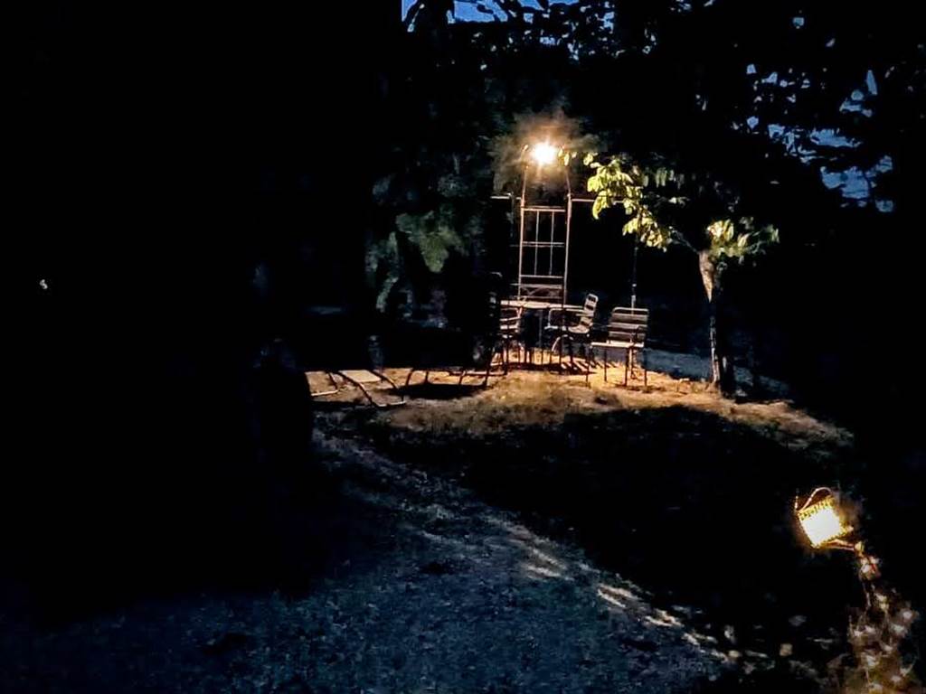 lumières solaires vue de nuit