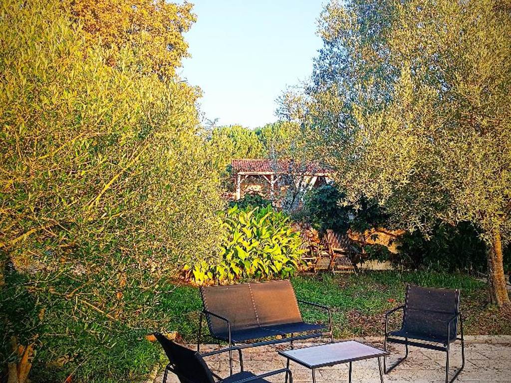 Gîtes, chambre d'hôtes et table d'hôtes gastronomique à Casteljaloux Lot et Garonne, piscine, jacuzzi et spa