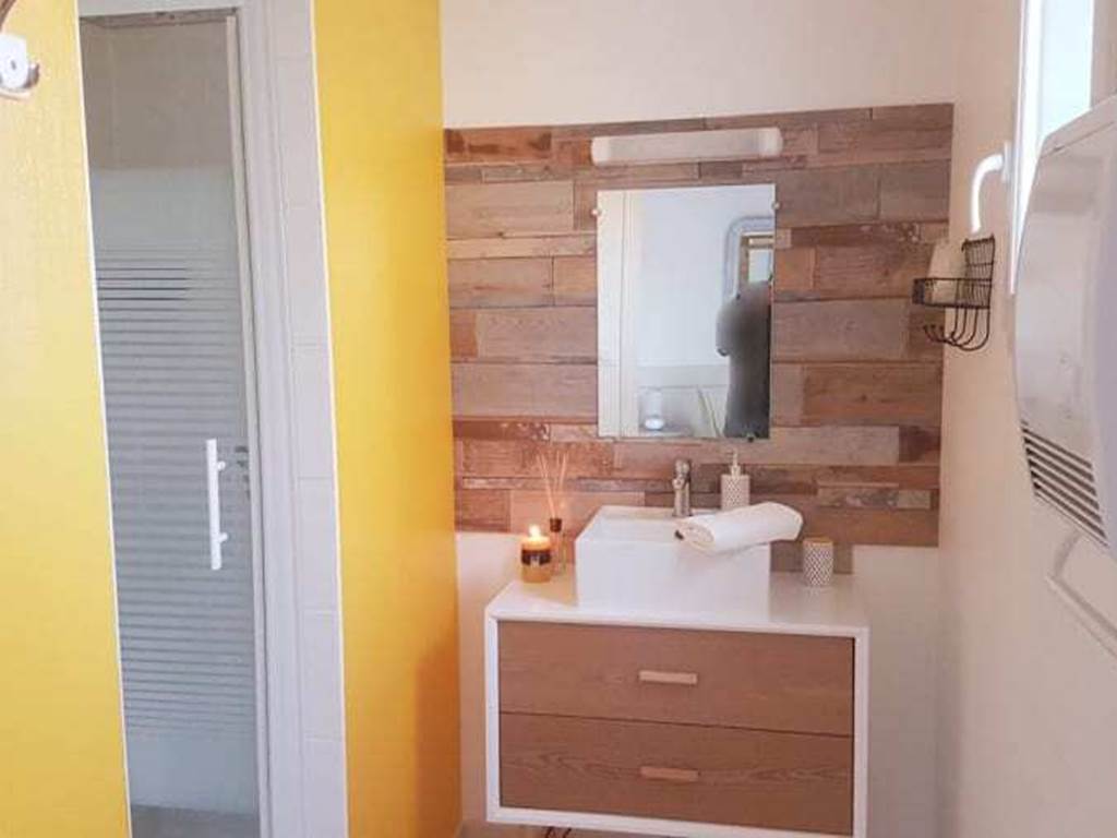vacances-famille-chambre-hotes-avec-piscine.jpg