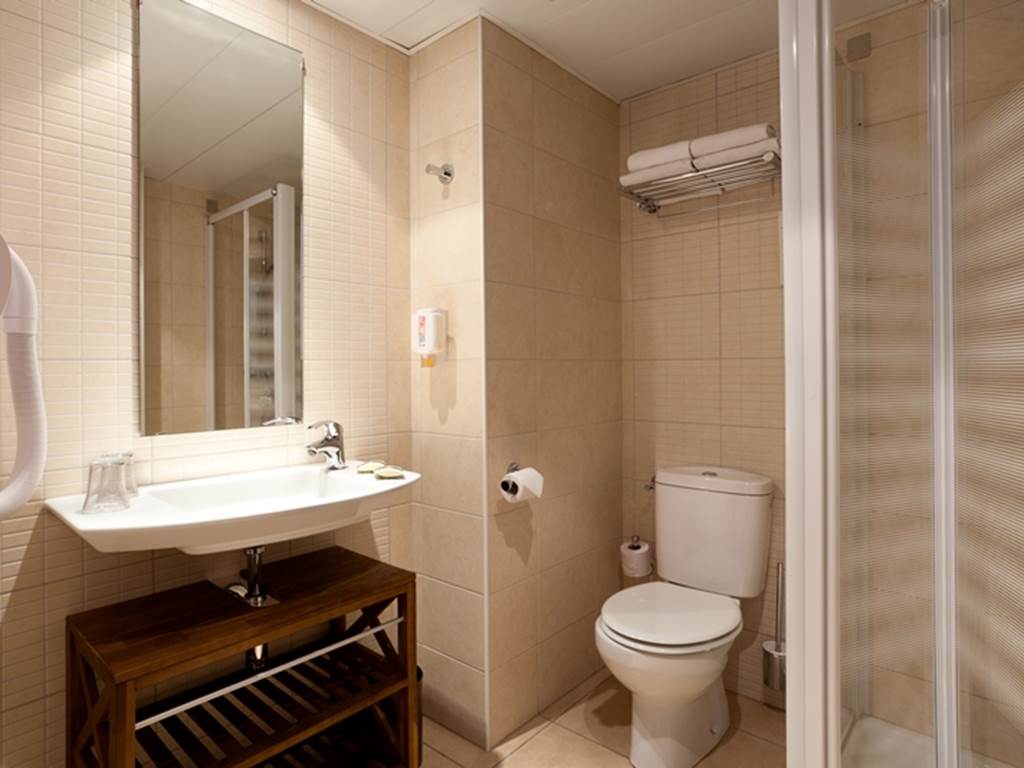 Lourdes hôtel Roissy