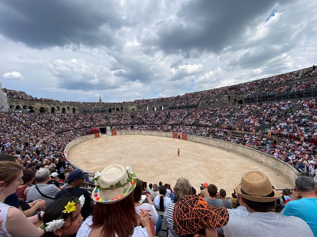 Spectacles dans les arènes de Nimes