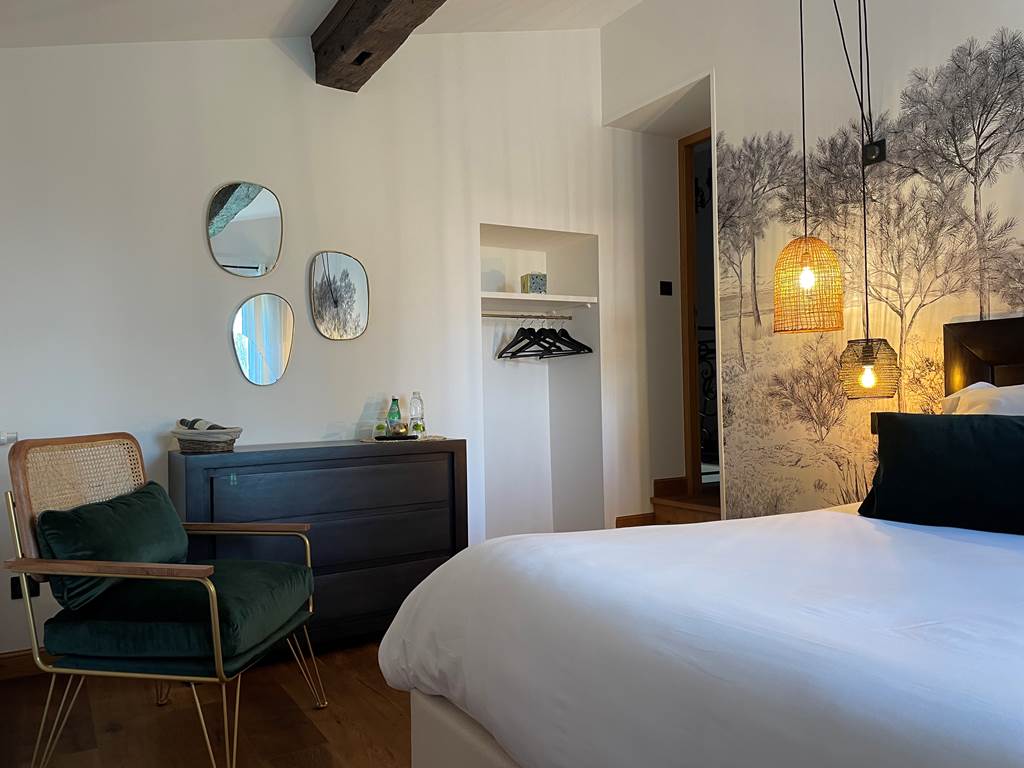 Maison de Jean, chambres d'hôtes de charme en Blaye Côtes de Bordeaux , Château Haut Bourcier