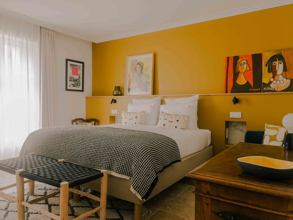 5 BD la chambre Sous l'Olivier de Marcelle en Camargue