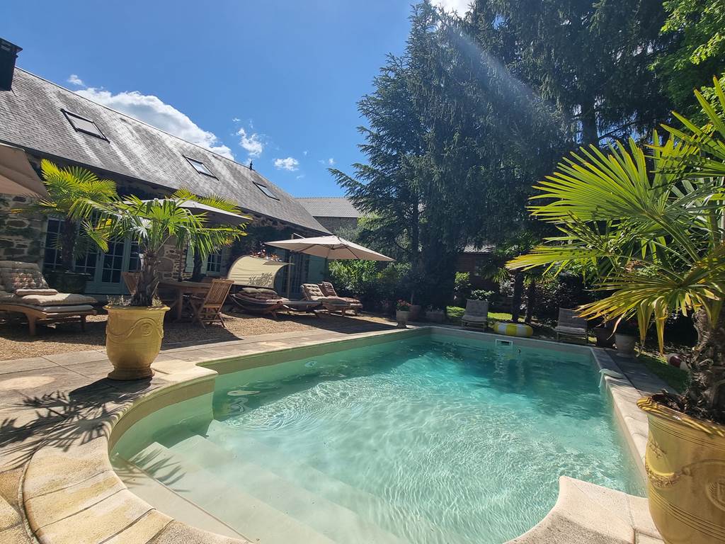 La nouvelle piscine vue du Moonbed