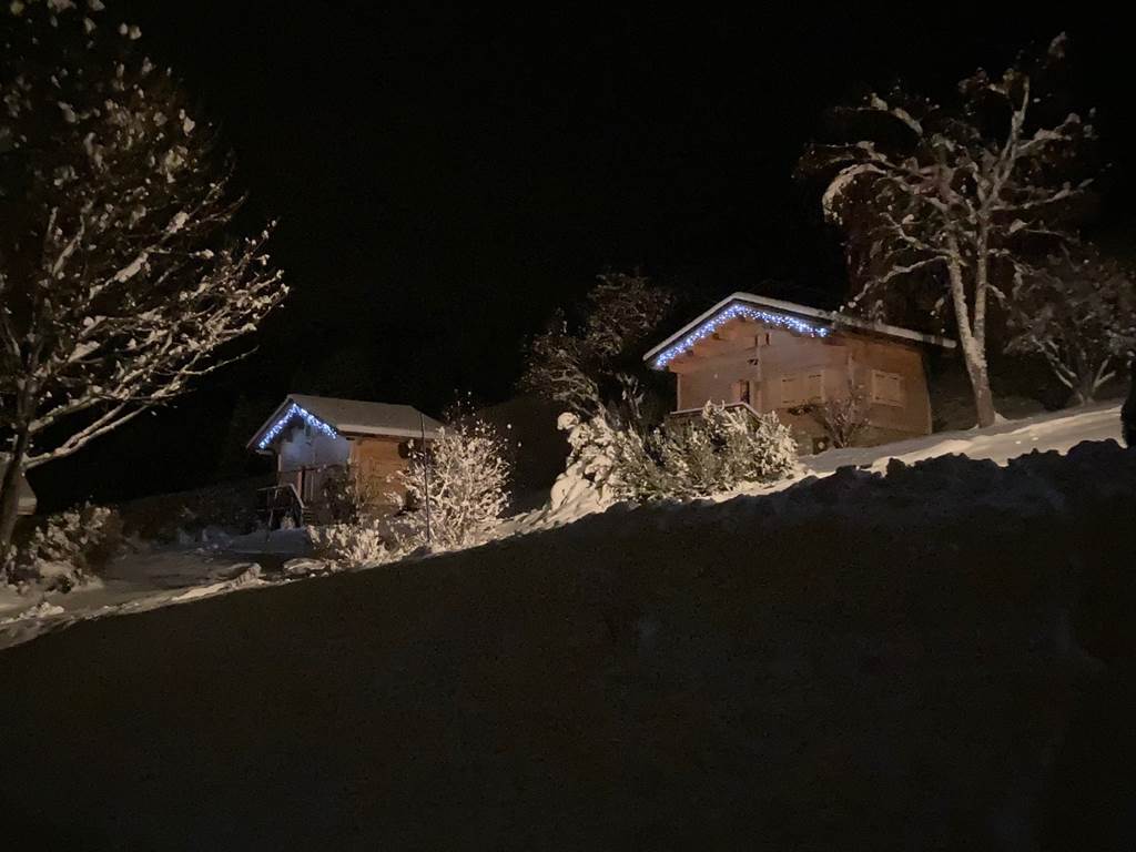 Les chalets d'Heidi de nuit