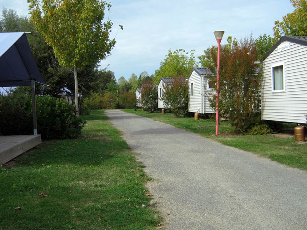 Camping municipal Montech - Montech - Tourisme Tarn-et-Garonne