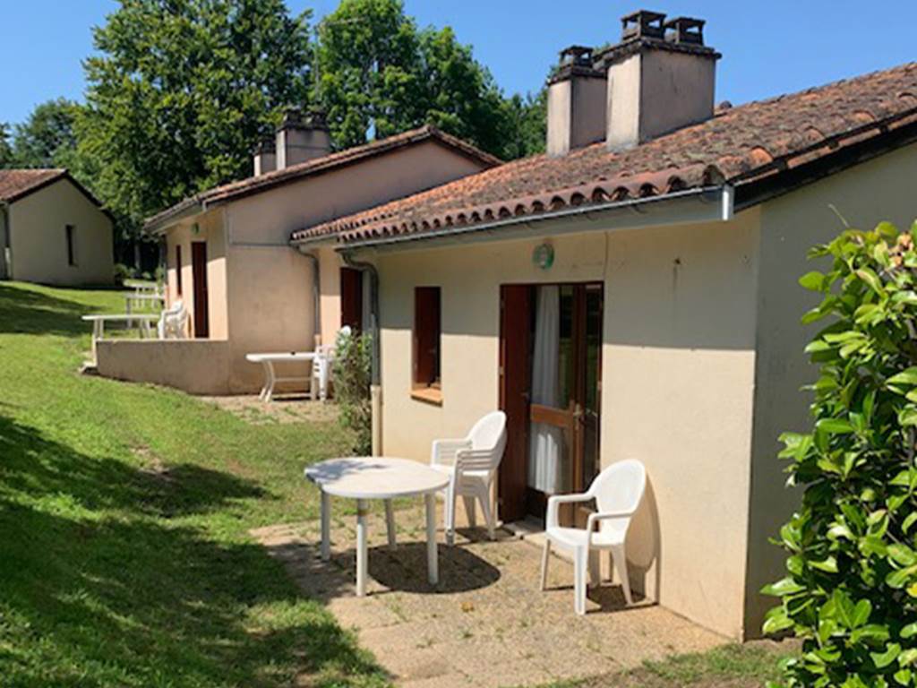 lepetitbois46_Leyme_terrasses_Gîtes 1à3
