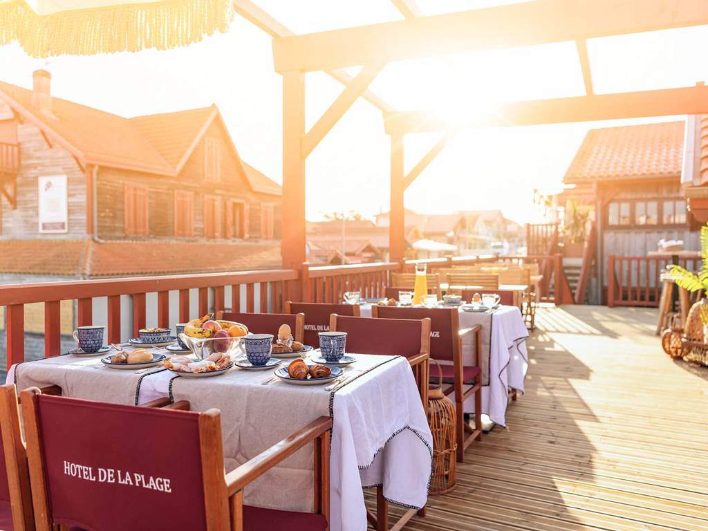 Terrasse Petit Déjeuner