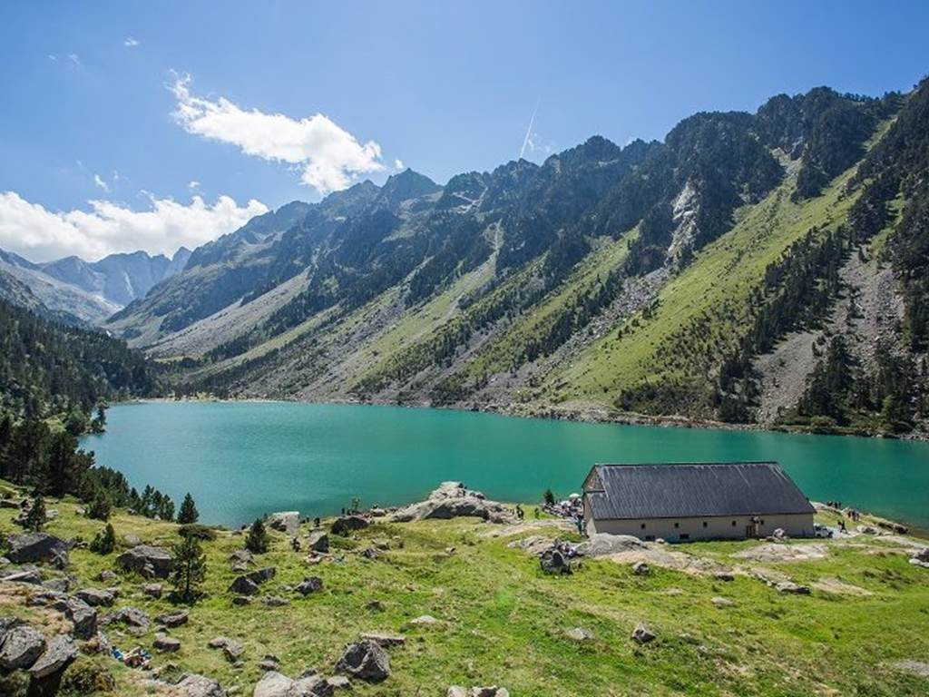 lac-de-gaube-escapade-pyreneenne