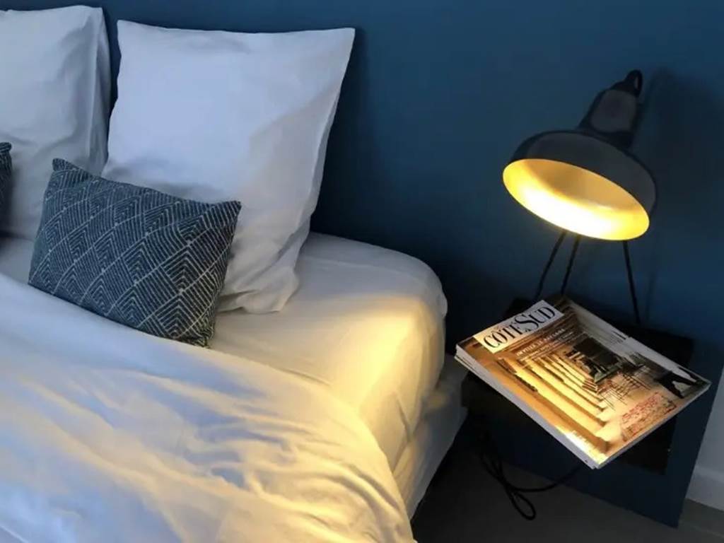 Décoration raffinée et tons naturels pour une atmosphère chaleureuse